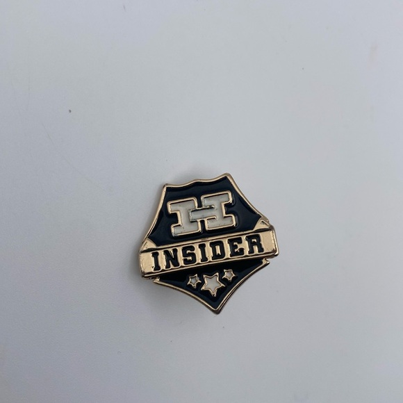 HatClub Exclusive Limited Rare “Insider Pin” Pin